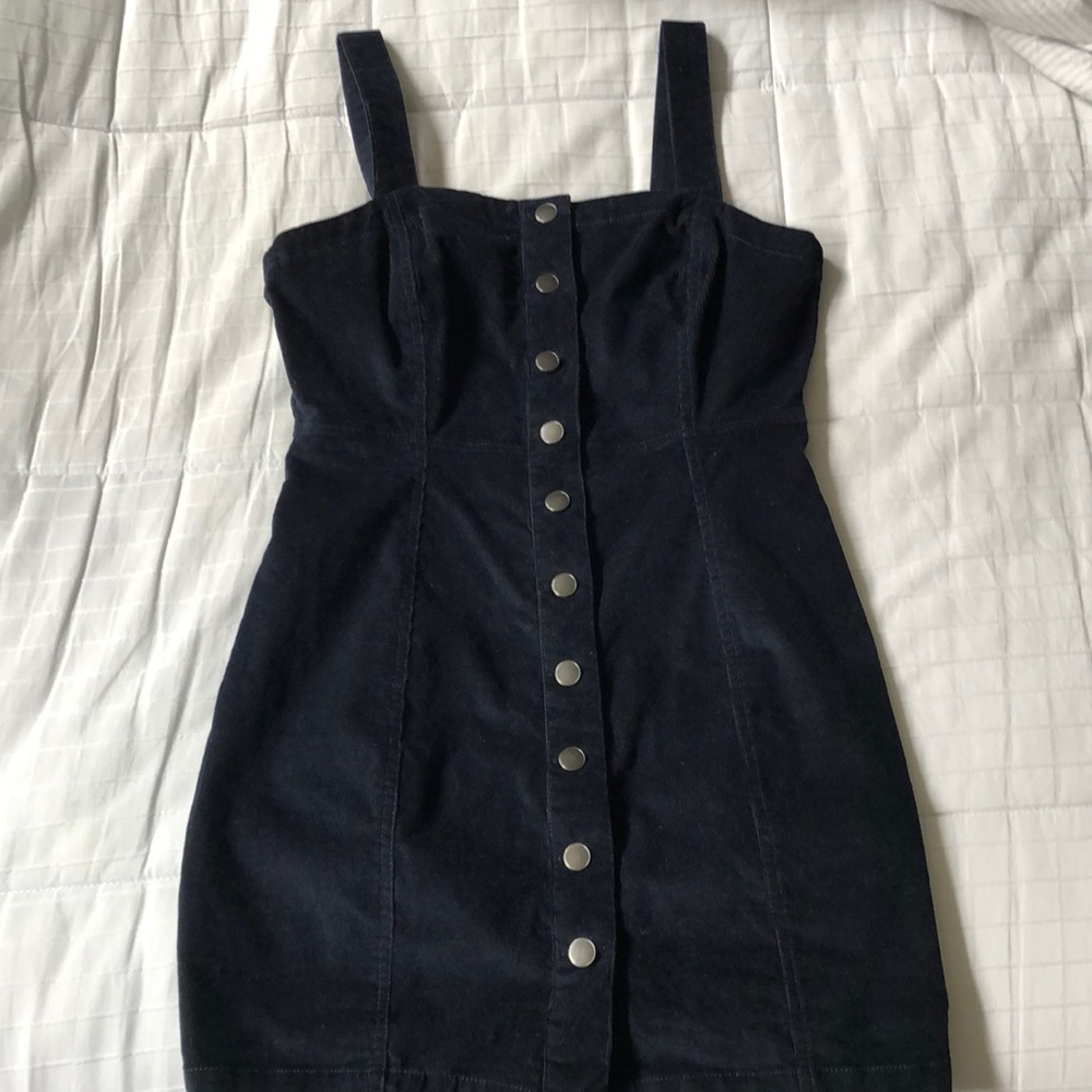 Super cute corduroy dress!